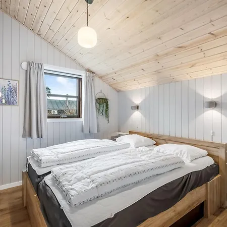Mico - 500m From The Sea By Interhome